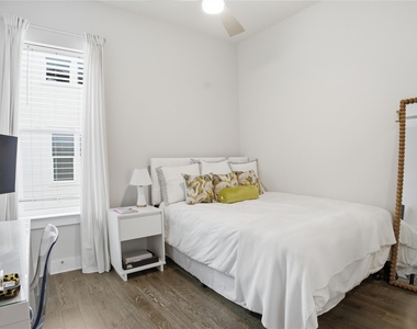 1411 Town Creek Dr - Photo Thumbnail 14