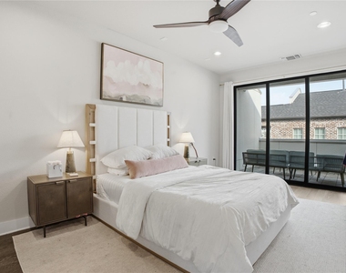 1411 Town Creek Dr - Photo Thumbnail 6