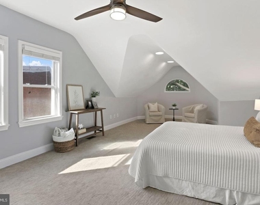 215 T Street Ne - Photo Thumbnail 18