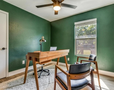 748 Wales Way - Photo Thumbnail 14