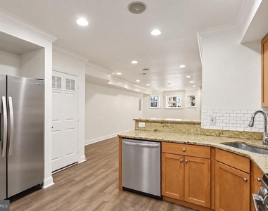 35 Rhode Island Avenue Nw - Photo Thumbnail 9