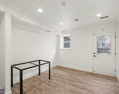 35 Rhode Island Avenue Nw - Photo Thumbnail 12
