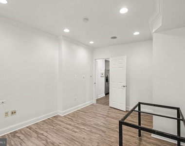 35 Rhode Island Avenue Nw - Photo Thumbnail 13
