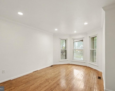 35 Rhode Island Avenue Nw - Photo Thumbnail 16