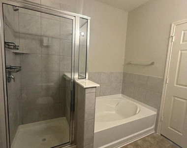 352 Martha Dr - Photo Thumbnail 19