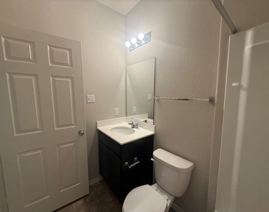 352 Martha Dr - Photo Thumbnail 26