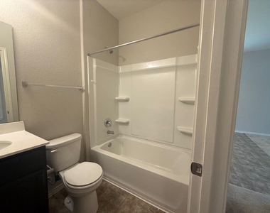 352 Martha Dr - Photo Thumbnail 25