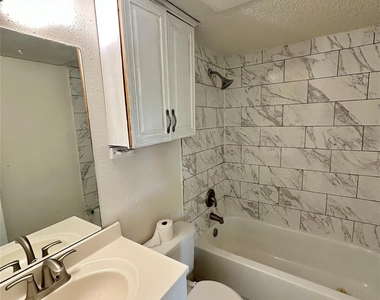 4322 Gillis St - Photo Thumbnail 17