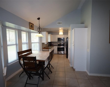 7003 Apperson St - Photo Thumbnail 7