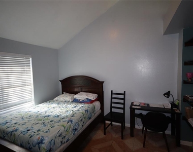 7003 Apperson St - Photo Thumbnail 13