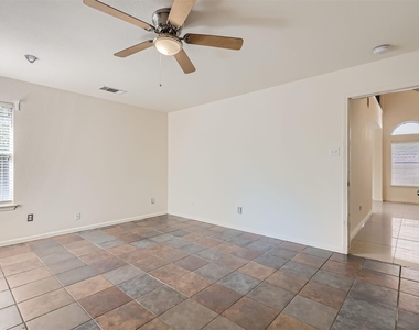 3001 Rainy River Dr - Photo Thumbnail 13