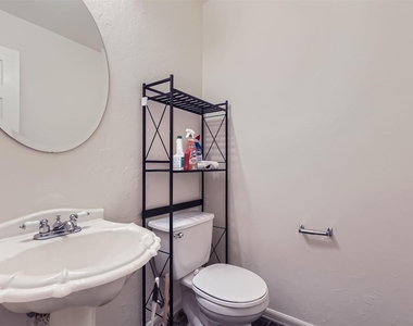 3001 Rainy River Dr - Photo Thumbnail 16