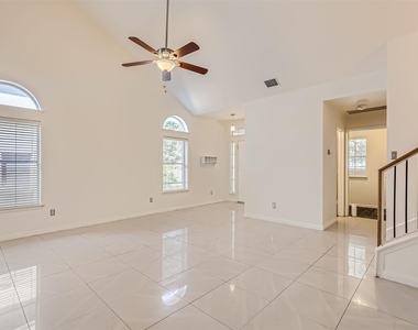 3001 Rainy River Dr - Photo Thumbnail 6