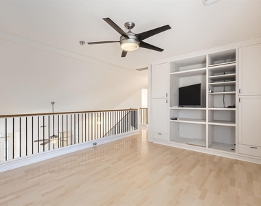 3001 Rainy River Dr - Photo Thumbnail 23