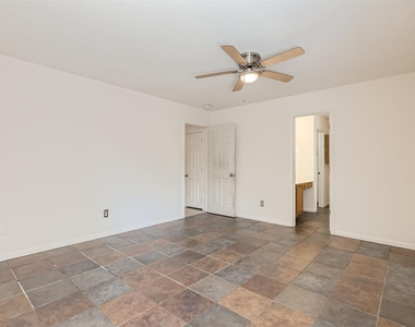 3001 Rainy River Dr - Photo Thumbnail 12