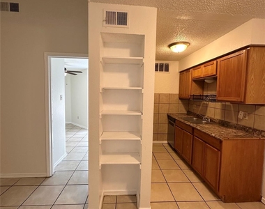 4322 Gillis St - Photo Thumbnail 4