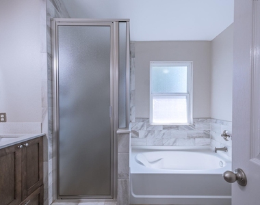 645 Fort Thomas Pl - Photo Thumbnail 23