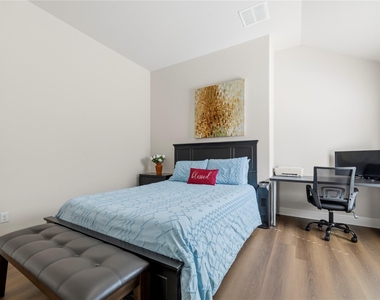 4106 Rainy Creek Ln - Photo Thumbnail 26