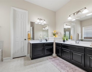 4106 Rainy Creek Ln - Photo Thumbnail 25