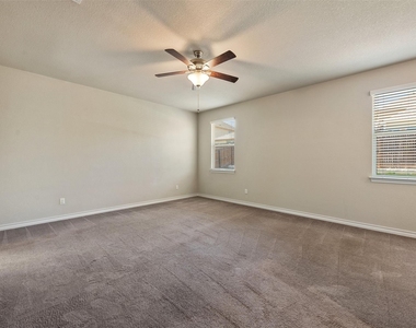 4004 Harbor Point Dr - Photo Thumbnail 20