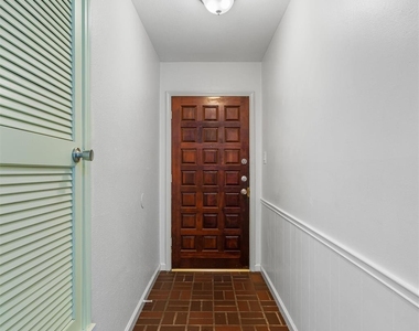 10057 Woodland Village Dr - Photo Thumbnail 3