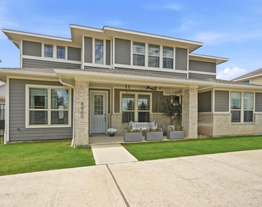 8400 Ausblick Ave - Photo Thumbnail 1
