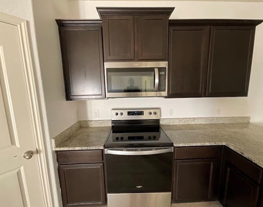 172 Allington Cir - Photo Thumbnail 11