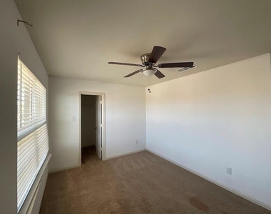172 Allington Cir - Photo Thumbnail 29