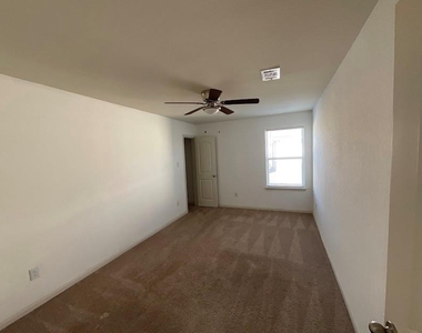 172 Allington Cir - Photo Thumbnail 30