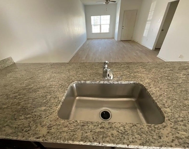 172 Allington Cir - Photo Thumbnail 12