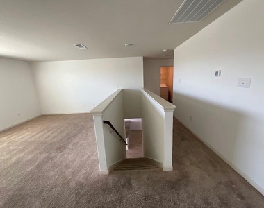 172 Allington Cir - Photo Thumbnail 18