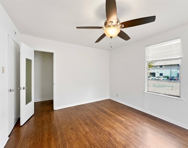 4508 Bennett Ave - Photo Thumbnail 17