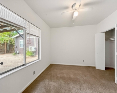 4508 Bennett Ave - Photo Thumbnail 16
