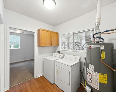4508 Bennett Ave - Photo Thumbnail 21