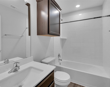 1303 Prospector Trl - Photo Thumbnail 21