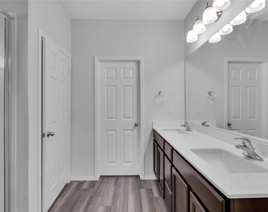 1303 Prospector Trl - Photo Thumbnail 9