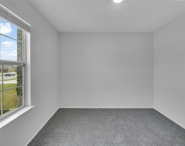 1303 Prospector Trl - Photo Thumbnail 15