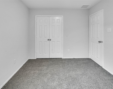 1303 Prospector Trl - Photo Thumbnail 16