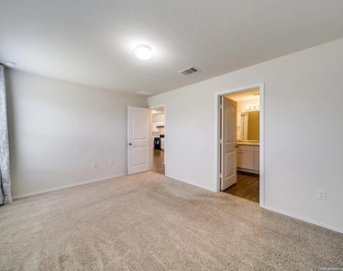 509 Moonvine Way - Photo Thumbnail 4