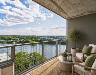 54 Rainey St - Photo Thumbnail 25
