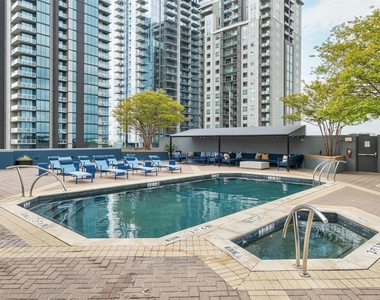 54 Rainey St - Photo Thumbnail 31