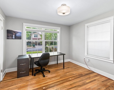 2404 Oak Crest Ave - Photo Thumbnail 20