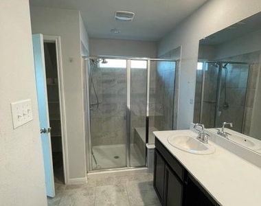 12401 Amber Lynn Path - Photo Thumbnail 14