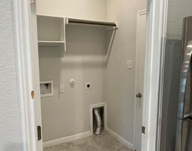 12401 Amber Lynn Path - Photo Thumbnail 5
