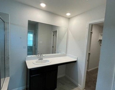 12401 Amber Lynn Path - Photo Thumbnail 18