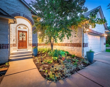 3805 Longhorn Acres St - Photo Thumbnail 18