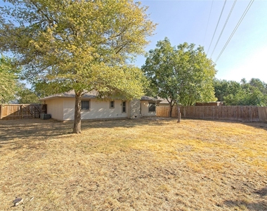 914 Garden Meadow Dr - Photo Thumbnail 27