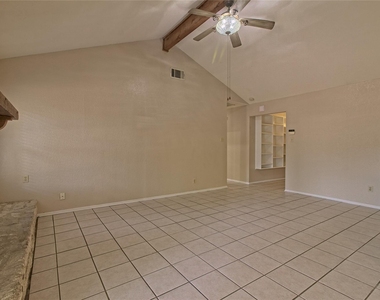 914 Garden Meadow Dr - Photo Thumbnail 7