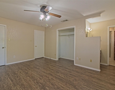 914 Garden Meadow Dr - Photo Thumbnail 18