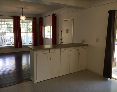 1501 W 9th St - Photo Thumbnail 5